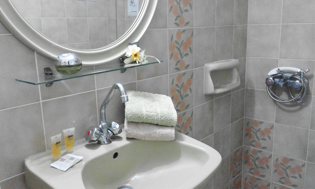 Ostria Eressos Rooms سكالا إيريسو المظهر الخارجي الصورة